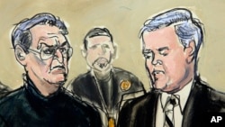 FILE - Vincent Asaro, left, is joined by attorney Gerald McMahon in this federal courtroom drawing in New York, Jan. 23, 2014. Asaro is being tried for his role in the 1978 Lufthansa heist, which filmmaker Martin Scorsese immortalized in 'Goodfellas.'