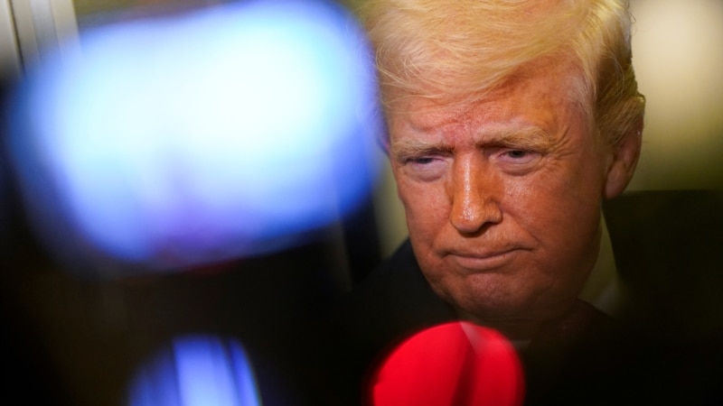 ترامپ: مدیر اطلاعات ملی در موضوع هسته‌ای ایران از من «ملایم‌تر» است