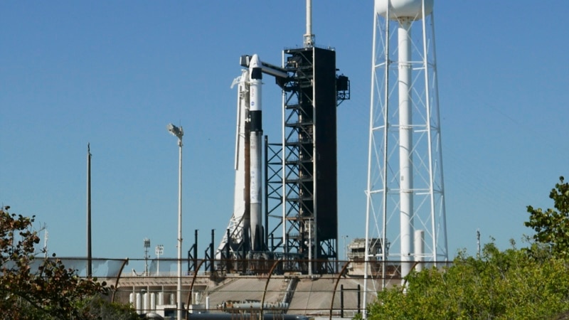 Launch pad problem delays SpaceX flight to replace NASA's stuck astronauts