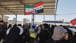 In addition to trade, millions of people cross Iraqi borders from Iran each year to visit Shiite holy sites. In this image, pilgrims from Iran enter Iraq through the Zurbatia border crossing and head toward Iraq's holy city of Kerbala on August 30, 2023. REUTERS/Thaier Al-Sudani
