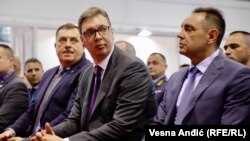 ARHIVA: Predsednik bh. entiteta Republika Srpska Milorad Dodik (levo), predsednik Srbije Aleksandar Vučić (u sredini) i direktor Bezbednosno informativne agencije Aleksandar Vulin (Foto: RSE/Vesna Anđić)