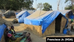 Cabo Delgado, centro de acolhimento de deslocados Escola Primária do Bairro 3 de Fevereiro, Metuge