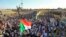 Les manifestants soudanais célèbrent le premier anniversaire de la révolution qui a chassé l'ex-président Omar al-Bashir