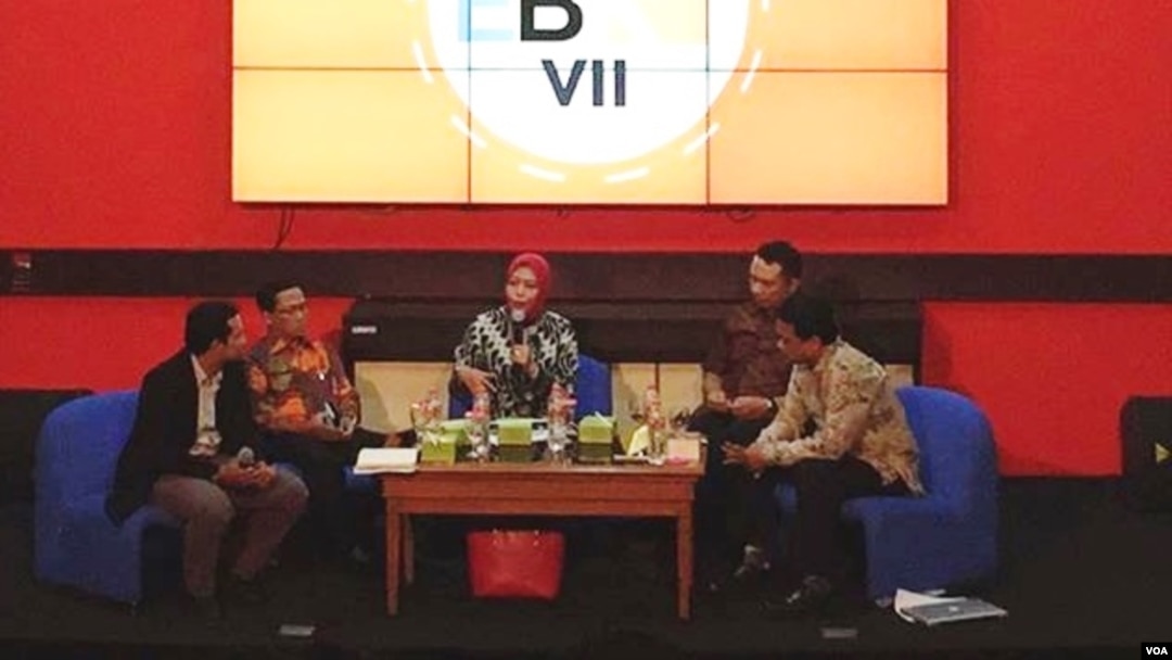 Diskusi 'Ekonomi Bebas Korupsi' di Fakultas Ekonomika dan Bisnis, Universitas Gadjah Mada, Yogyakarta Kamis 3/11 siang (VOA/Nurhadi).