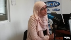 Nadia El Bouga at Beur FM. (L. Bryant/VOA)
