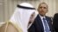 President Obama bertemu dengan emir Kuwait Sheik al Ahmad Jaber al-Sabah di Oval Office, Gedung Putih, Washington, 13/9/ 2013.