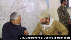 تصویر منتشر شده وزارت دادگستری آمریکا از محمد‌باقر سعد داوود السعدی در کنار قاسم سلیمانی 