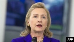 Clinton'dan NATO'nun Libya Operasyonuna Destek