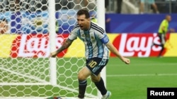 2026 FIFA 북중미 월드컵 J조 아르헨티나 대 오스트리아 경기에서 아르헨티나 대표팀의 리오넬 메시가 득점한 뒤 포효하고 있다.