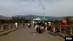 Según Migración Colombia, el puente fronterizo Simón Bolívar se encuentra el miércoles festivo en plena normalidad.