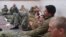 伊朗革命卫队公关部门2016年1月13日发布的美国水兵被伊朗革命卫队拘留期间的照片。