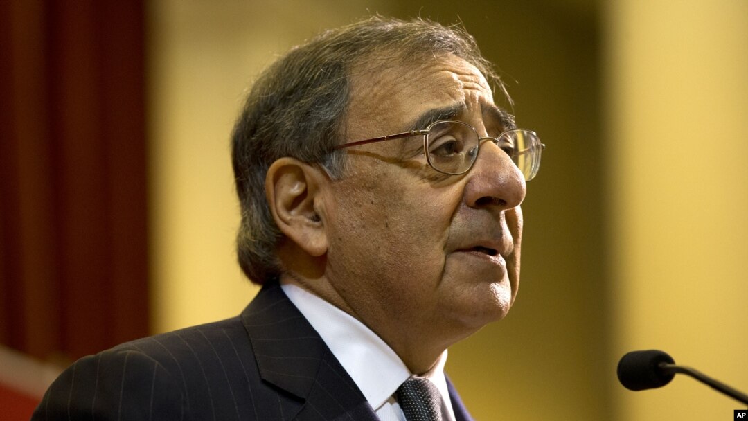 Menhan AS, Leon Panetta akan mengumumkan pencabutan larangan tugas tempur bagi perempuan AS (foto: dok). 
