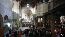 বড়দিন উপলক্ষ্যে হাজার হাজার তীর্থ যাত্রী বেথলেহেমে যান