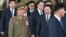 Delegacija Severne Koreje, danas u Seulu (Hvang Pjng So u uniformi) 