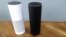 Alexa, el asistente virtual de Amazon, responde a comandos verbales del usuario, para tocar música, leer titulares o añadir un evento a un calendario digital.