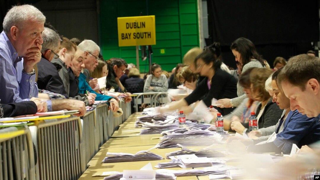 Kiểm phiếu được tiến hành tại Dublin, Ai-len, ngày 27 tháng 2 năm 2016.