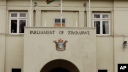 Zimbabwe Mugabe Flags Fly At Half Mast 2