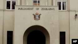 Zimbabwe Mugabe Flags Fly At Half Mast 2