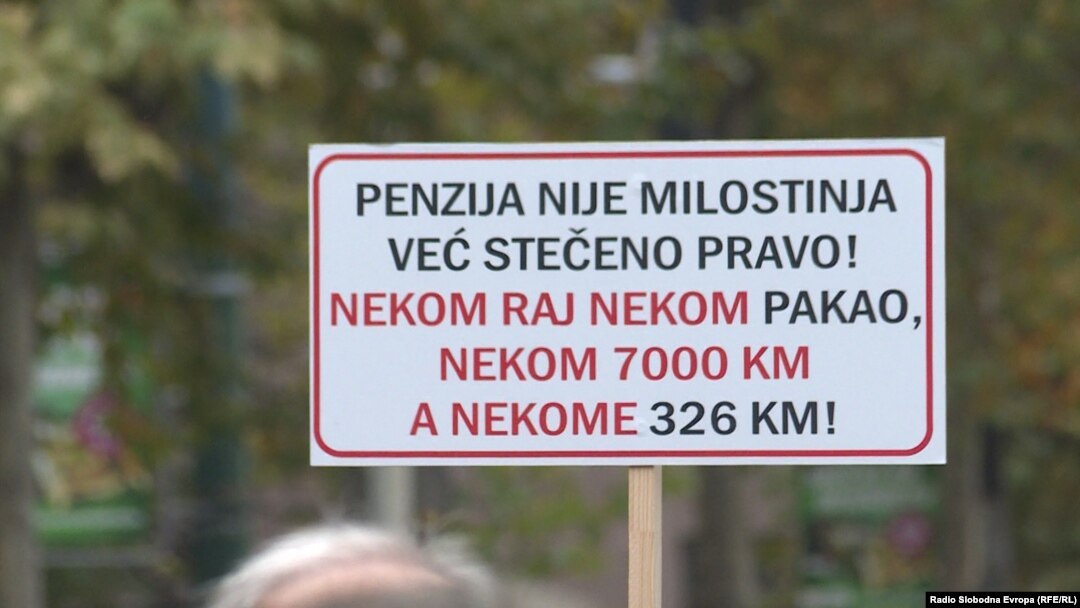 Penzionerski protesti pred Vladom Federacije Bosne i Hercegovine, oktobar 2017.