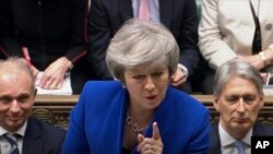 La primera ministra británica, Theresa May, habla en el Parlamento de su país el miércoles 16 de enero de 2019.