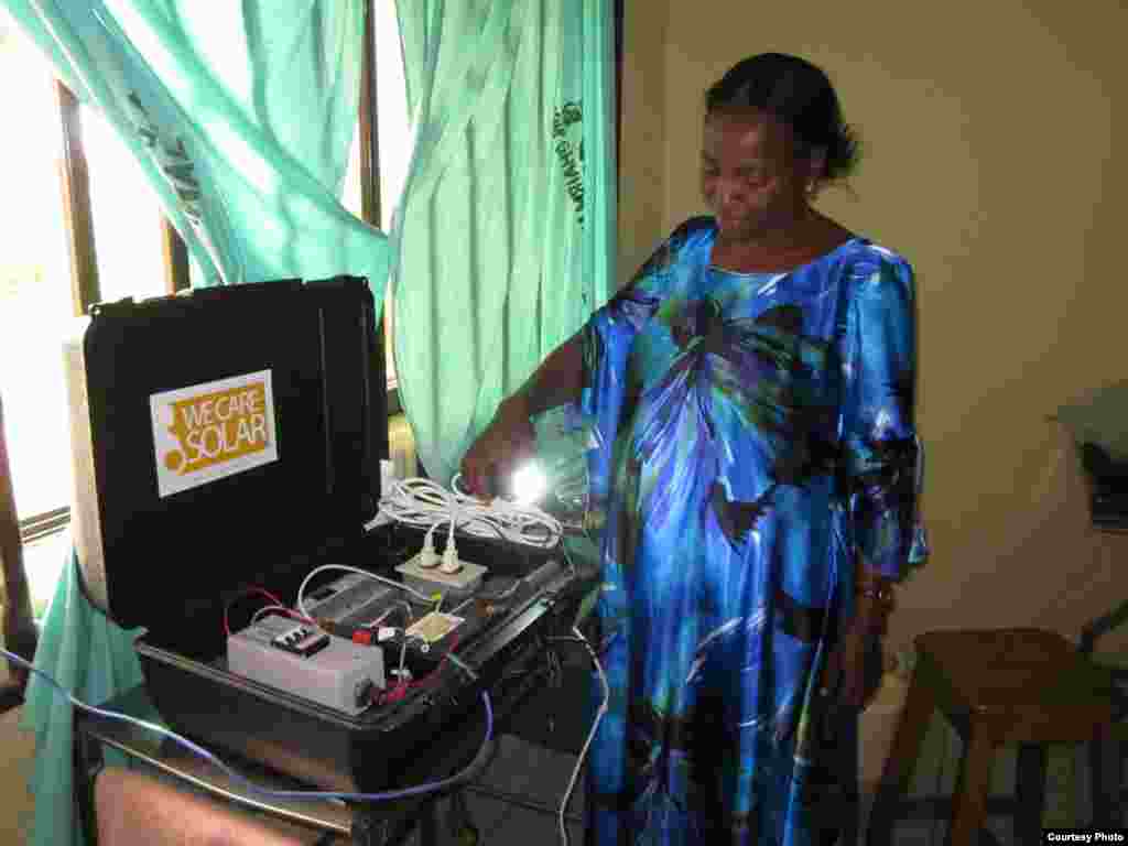 A solar suitcase provides light at a clinic in Kano, Nigeria. (Photograph courtesy of We Care Solar)