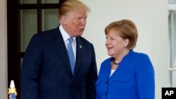 Президент США Дональд Трамп и канцлер Германии Ангела Меркель. Белый дом, Вашингтон. 27 апреля 2018 г.