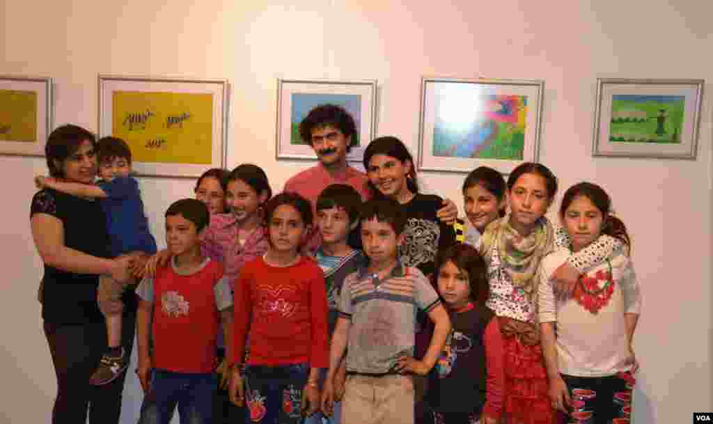 Kobane Children Show