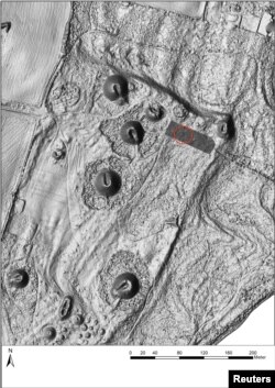 Gambar hasil georadar (GPR, radar penembus tanah) menunjukkan situs makam kapal dari zaman Viking ditemukan di Borreparken, Vestfold, Norwegia, 25 Maret 2019.