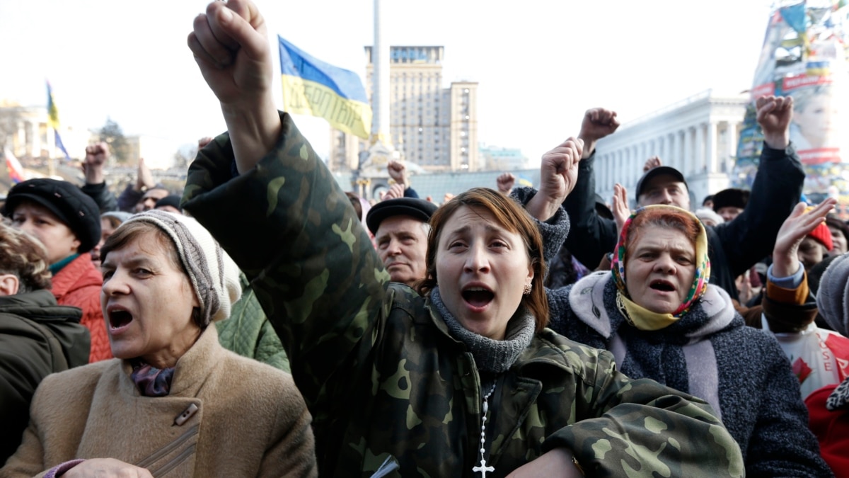 Protesters Remain In Kyiv's Independence Square