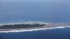 Naciones insulares del Pacífico, como la de Tuvalu que aparece en esta fotografía, podrían ver un aumento crítico del nivel del mar en las próximas décadas, con graves consecuencias.