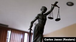 Advogado pede adbsolvição do general José Maria