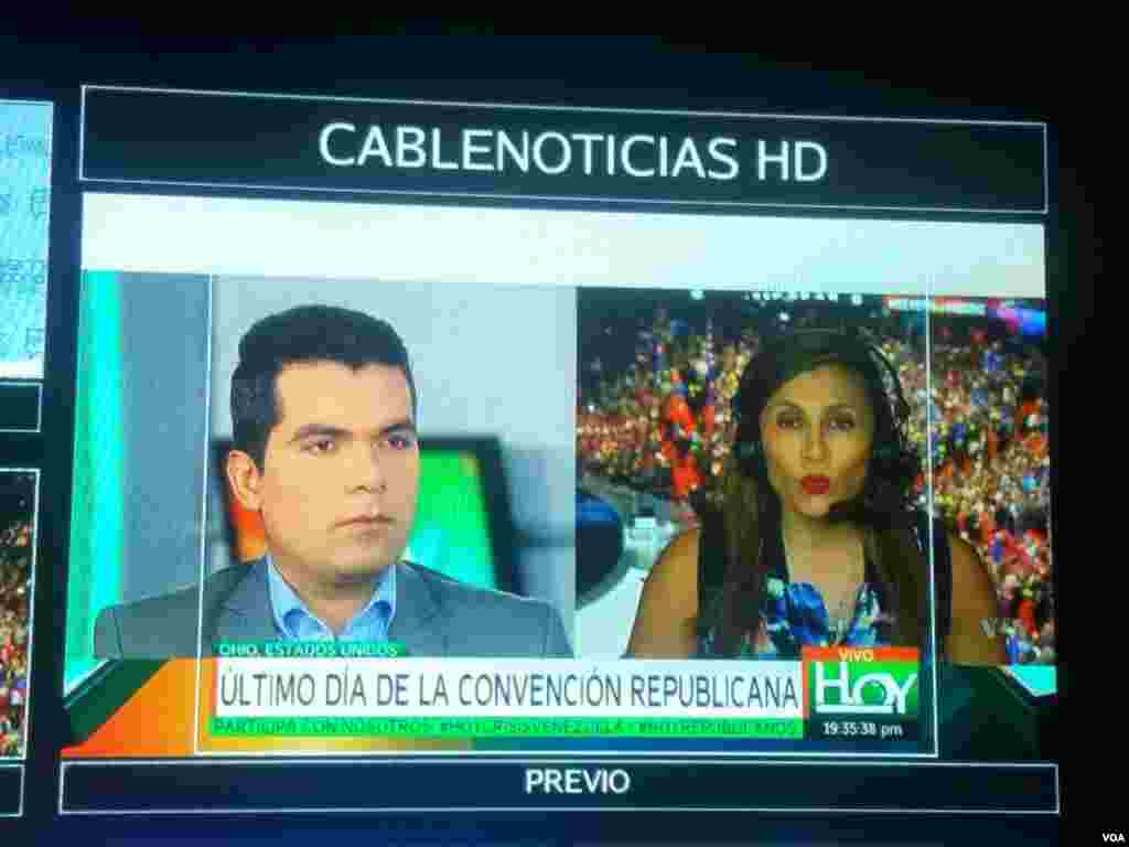 VOA Spanish reporter Celia Mendoza reporting from the RNC to affiliate station, Cablenoticias.