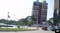 Vista parcial do largo da Independencia em Luanda