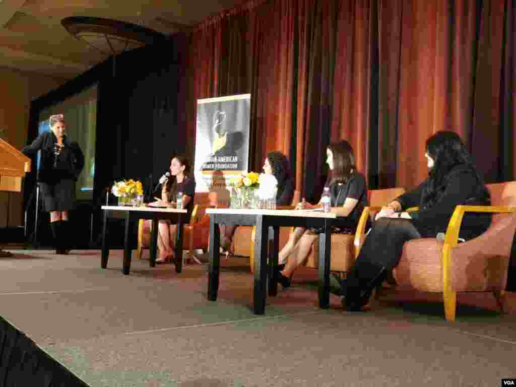 دوازدهمین کنفرانس بنیاد زنان ایرانی آمریکایی