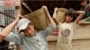 ကလေးအလုပ်သမား ပပျောက်ရေး ကြိုးပမ်းဖို့ မြန်မာအစိုးရကို ILO တိုက်တွန်း
