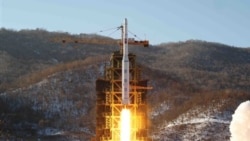 북한 장거리 로켓 발사