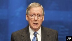 ທ່ານ Mitch McConnell ຜູ້ນຳຂອງພັກຣີພັບບລີກັນ ໃນສະພາສູງ ສະຫະລັດ