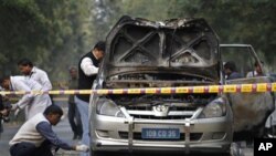 폭탄테러 당한 이스라엘 관용차량