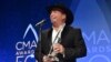Garth Brooks Wins Top Prize, but Beyonce Takes Country Music Awards' Center Stage