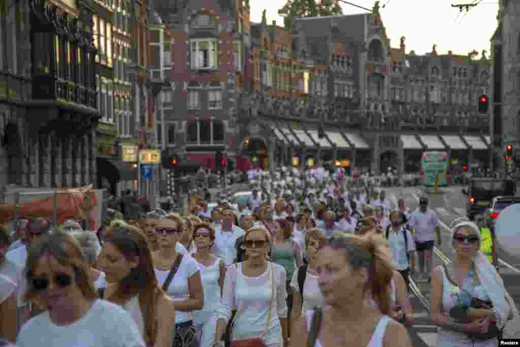 Амстердам. «Марш молчания»