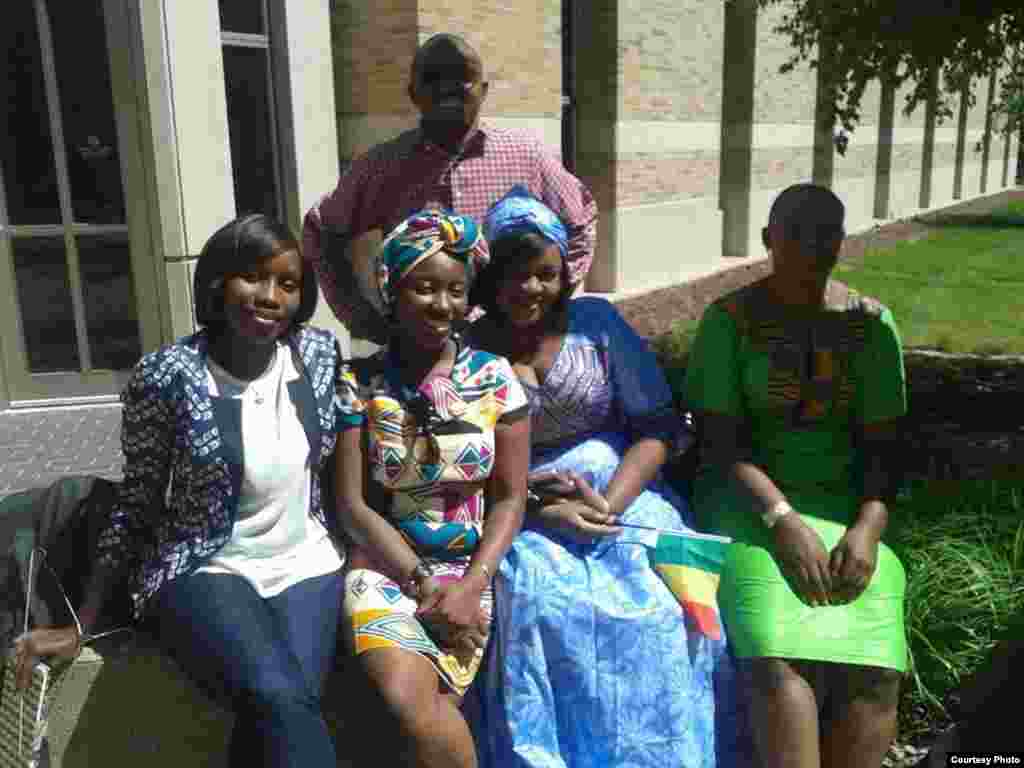 Juscelina Guirengane (segunda à esquerda) - participante moçambicana Mandela Washington Fellowship &nbsp;