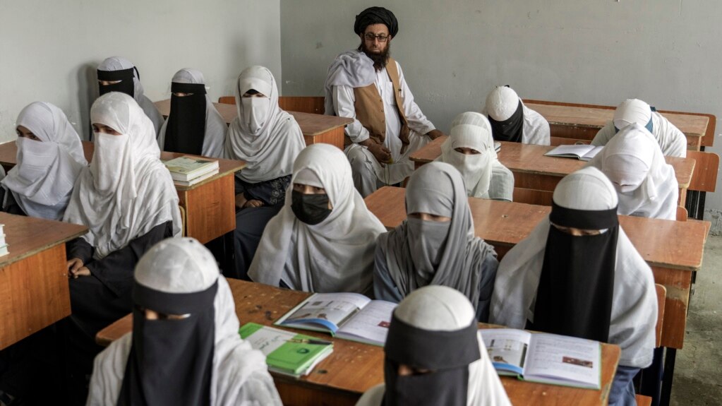 Afghan Girls Banned from Education after Sixth Grade