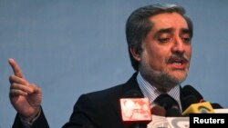 Mantan Menlu Afghanistan Abdullah Abdullah akan ikut bertarung dalam Pilpres Afghanistan pada 5 April 2014 (foto: dok). 