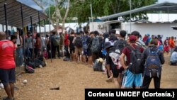 ARCHIVO - Familias migrantes llegando al Centro de Recepción Migratoria de Lajas Blancas, ubicado en Darién, Panamá el 19 de septiembre de 2024. Foto; P. Urdaneta/UNICEF.