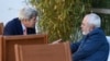 وزیران خارجه ایران و آمریکا در حال گفتگو - ۳۰ مه ۲۰۱۵ ژنو