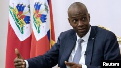 Prezidan ayisyen an Jovenel Moise pandan li tap bay yon jounalis media Reuters yon entèvyou nan Palè nasyonal. 11 janvye 2020. Foto: REUTERS/Valerie Baeriswy