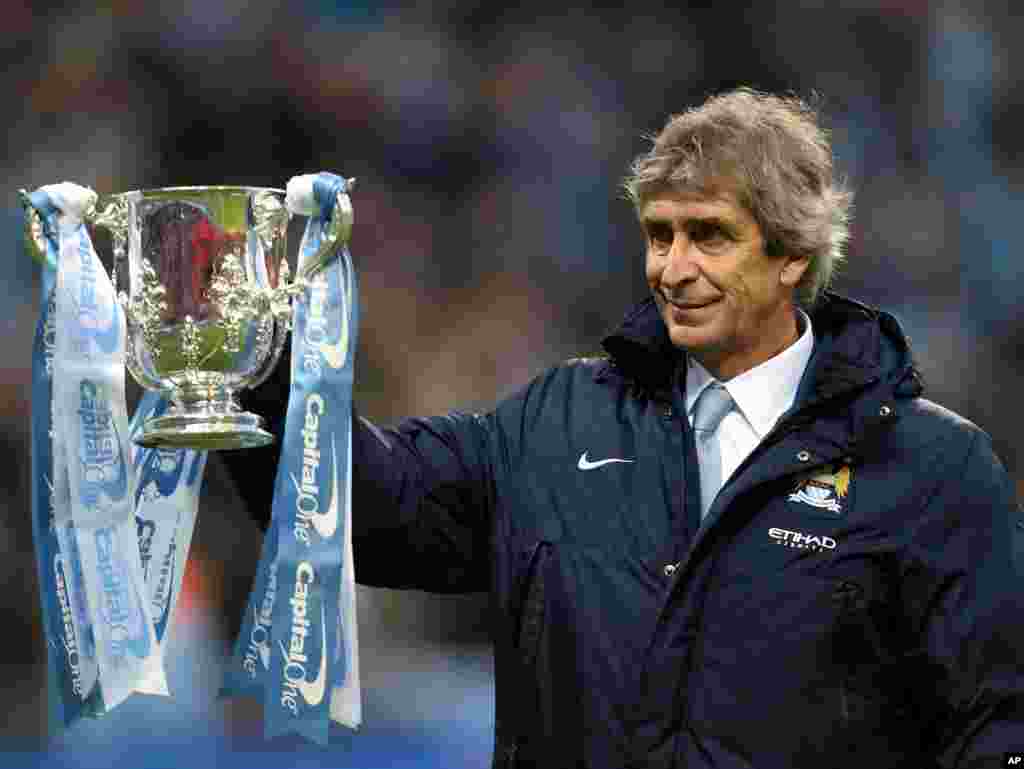 Manajan Manchester City, Manuel Pellegrini, rike da kofin Lig na Ingila