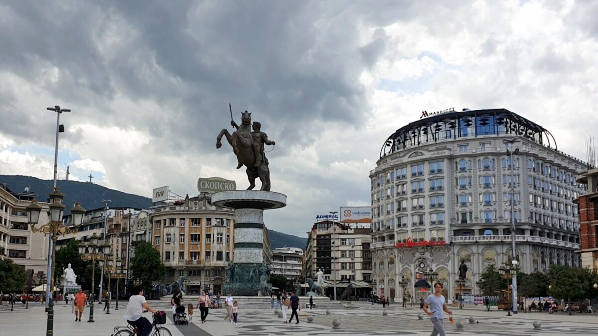 Не стивнуваат реакциите за информацијата за нов шеф на конзулатот на ...
