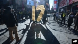 New Year's Eve 2017 numerals arrive in Times Square on a flatbed truck, to be unloaded and brought onto the streets of Times Square for a public unveiling and lighting, Dec 15, 2016.