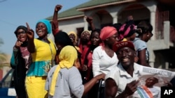 Abanyagihugu ba Gambiya bigina intsinzi ya Prezida Adama Barrow